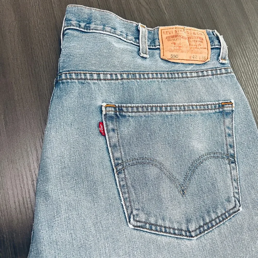 Levis levi 550